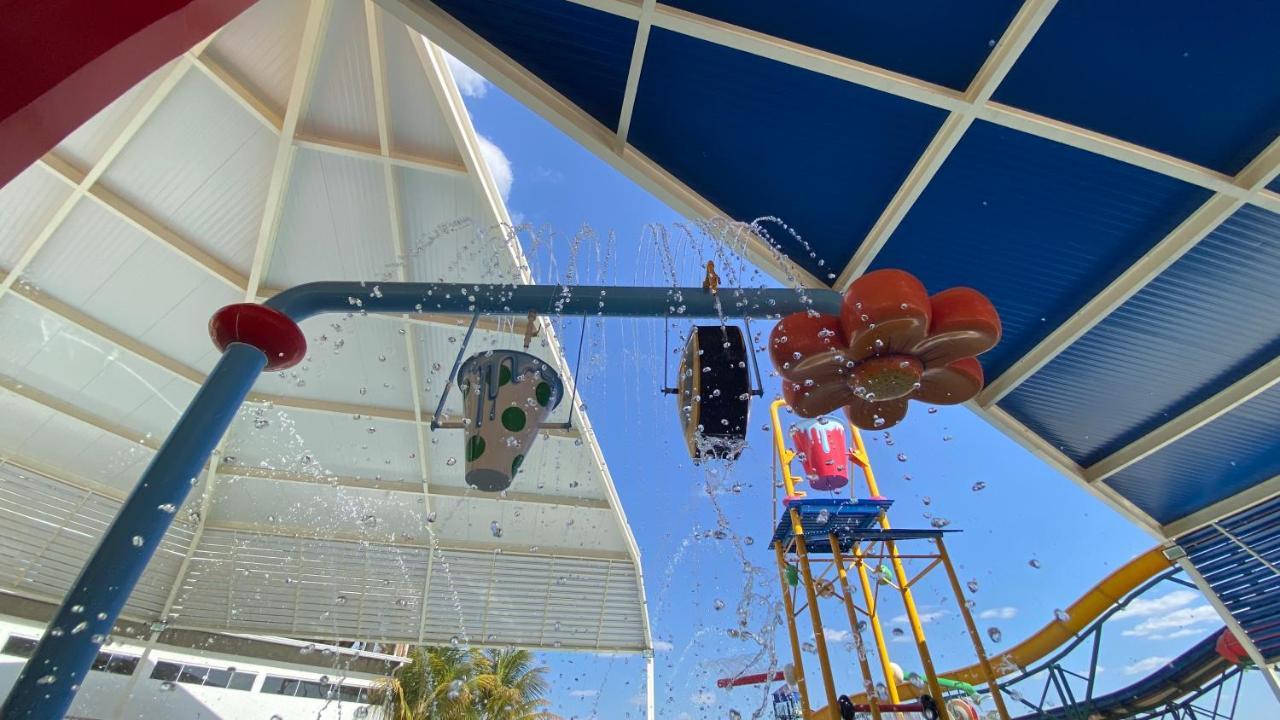 Spazzio Diroma Com Acesso Ao Acqua Park, Splash E Slide Caldas Novas Extérieur photo