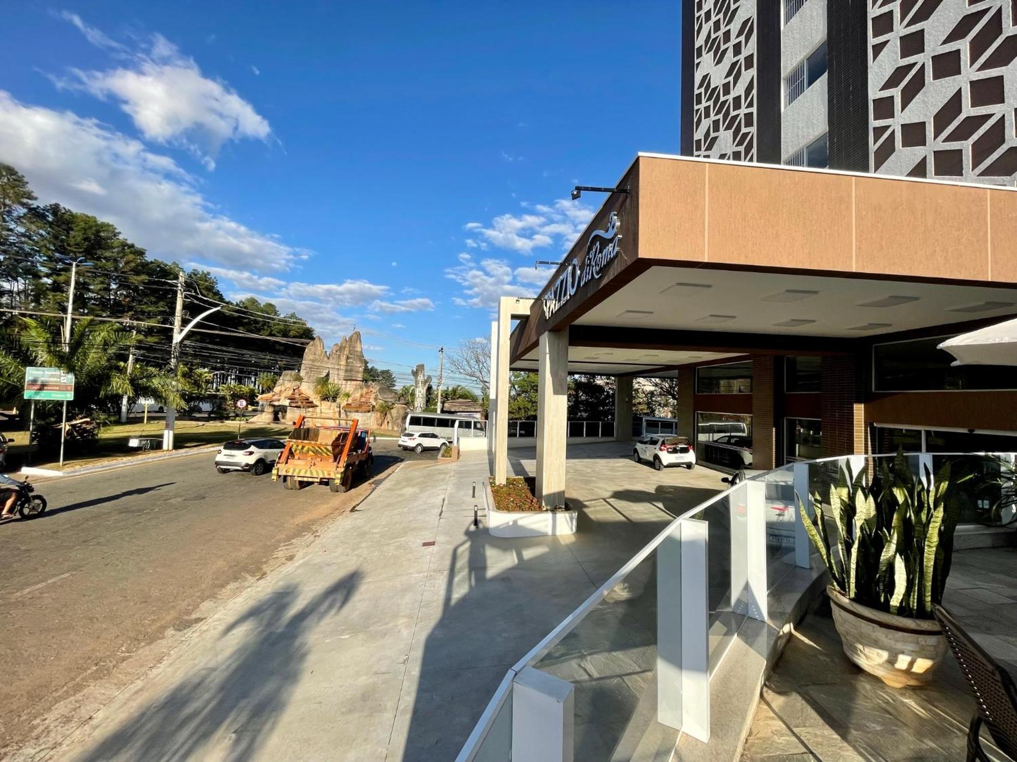 Spazzio Diroma Com Acesso Ao Acqua Park, Splash E Slide Caldas Novas Extérieur photo