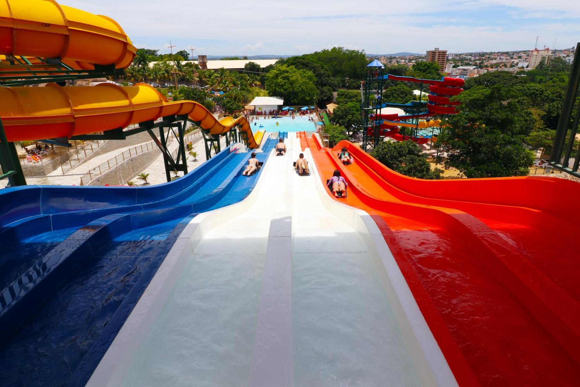 Spazzio Diroma Com Acesso Ao Acqua Park, Splash E Slide Caldas Novas Extérieur photo