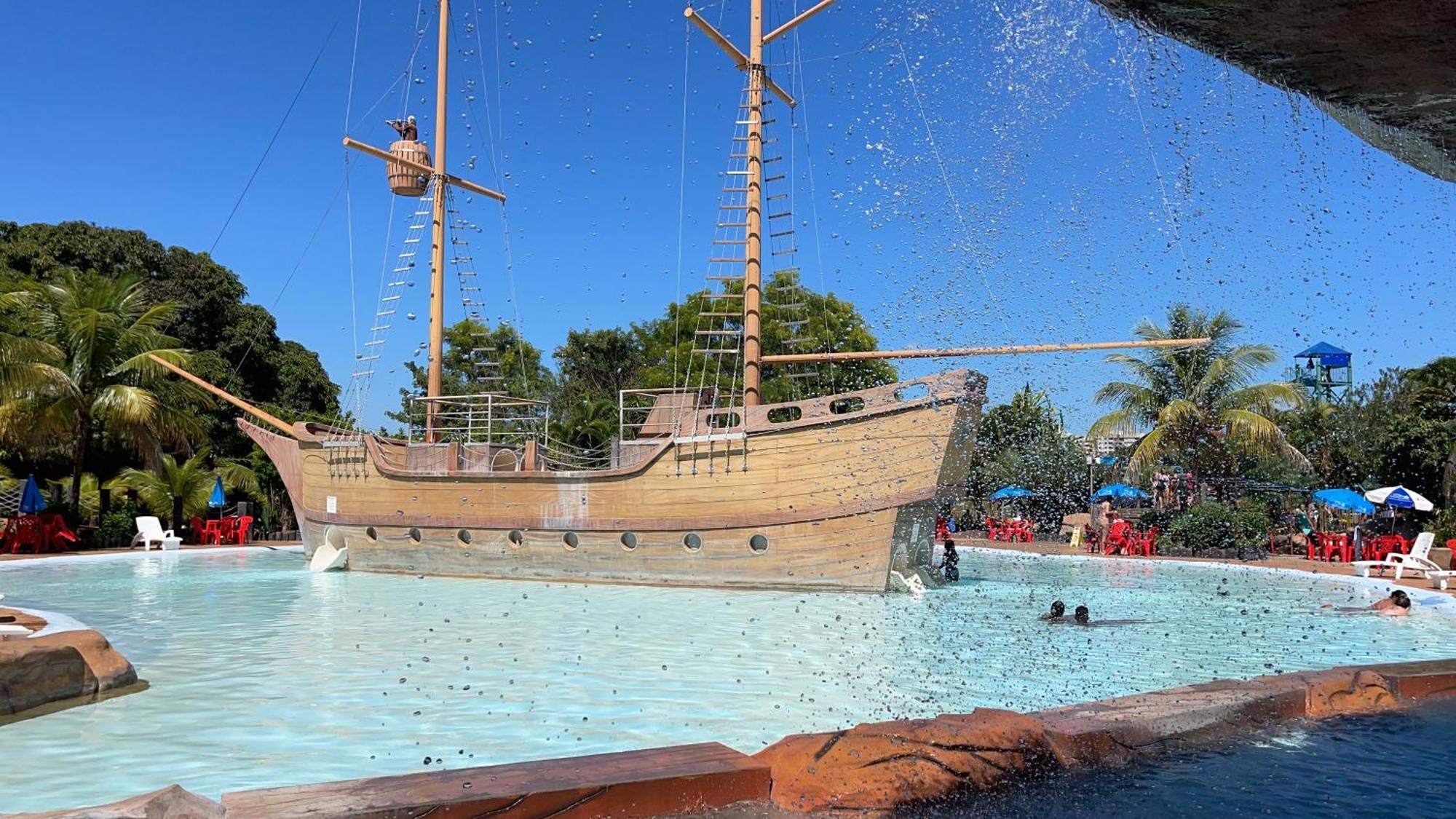 Spazzio Diroma Com Acesso Ao Acqua Park, Splash E Slide Caldas Novas Extérieur photo