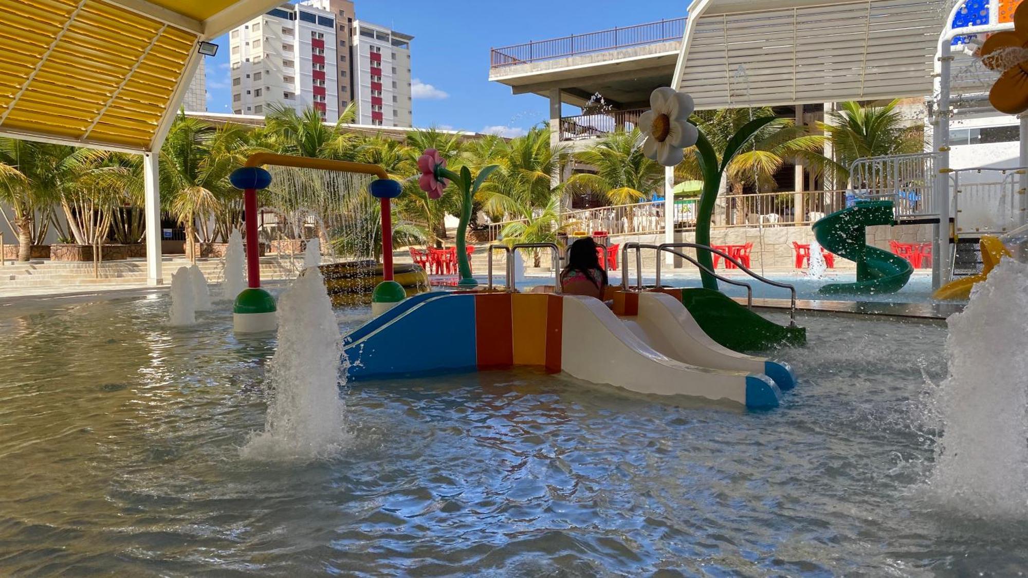 Spazzio Diroma Com Acesso Ao Acqua Park, Splash E Slide Caldas Novas Extérieur photo